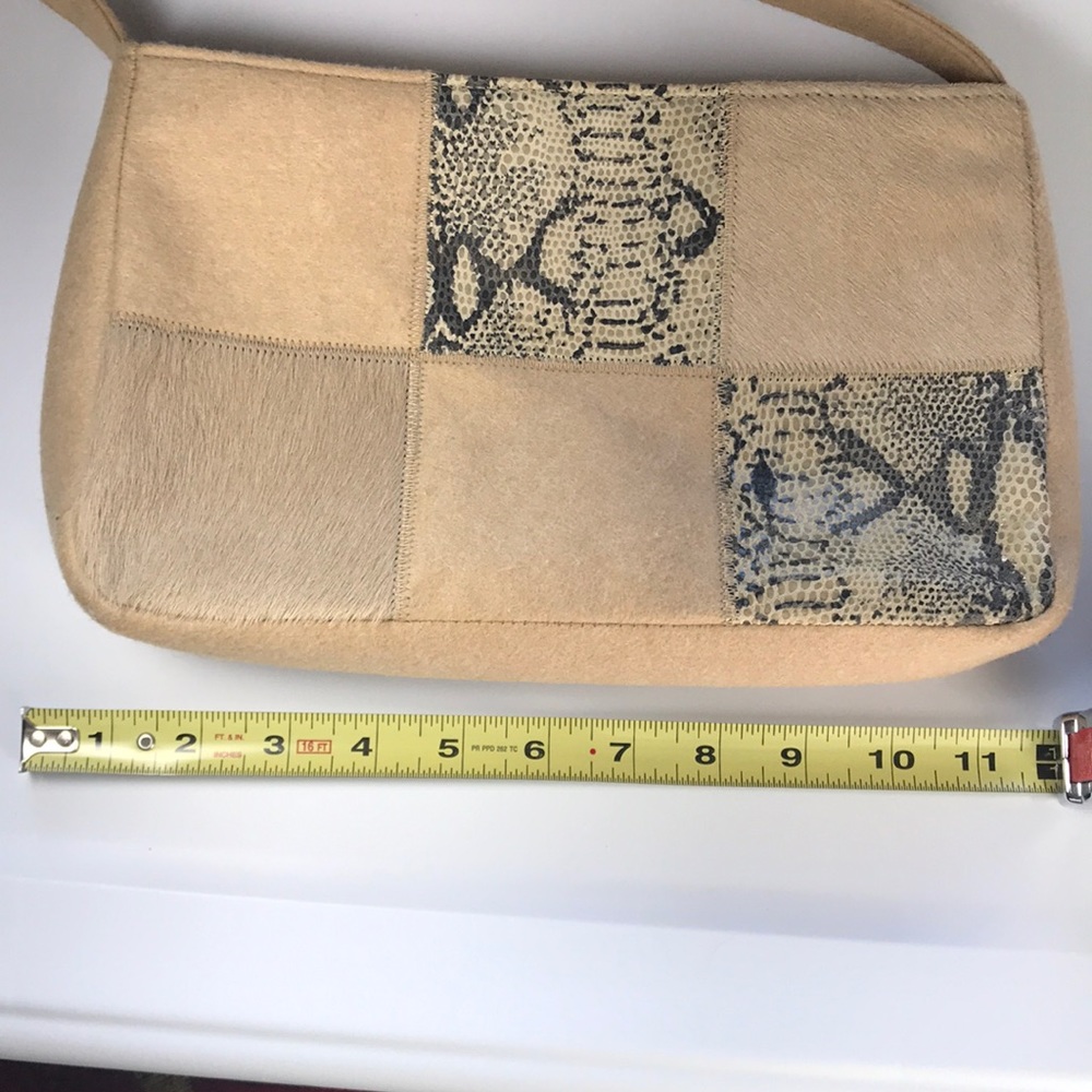 🥳HP🥳 Liz Claiborne Bag - Picture 9 of 11